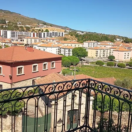 Kolping House Alojamento de Acomodação e Pequeno-almoço Lamego